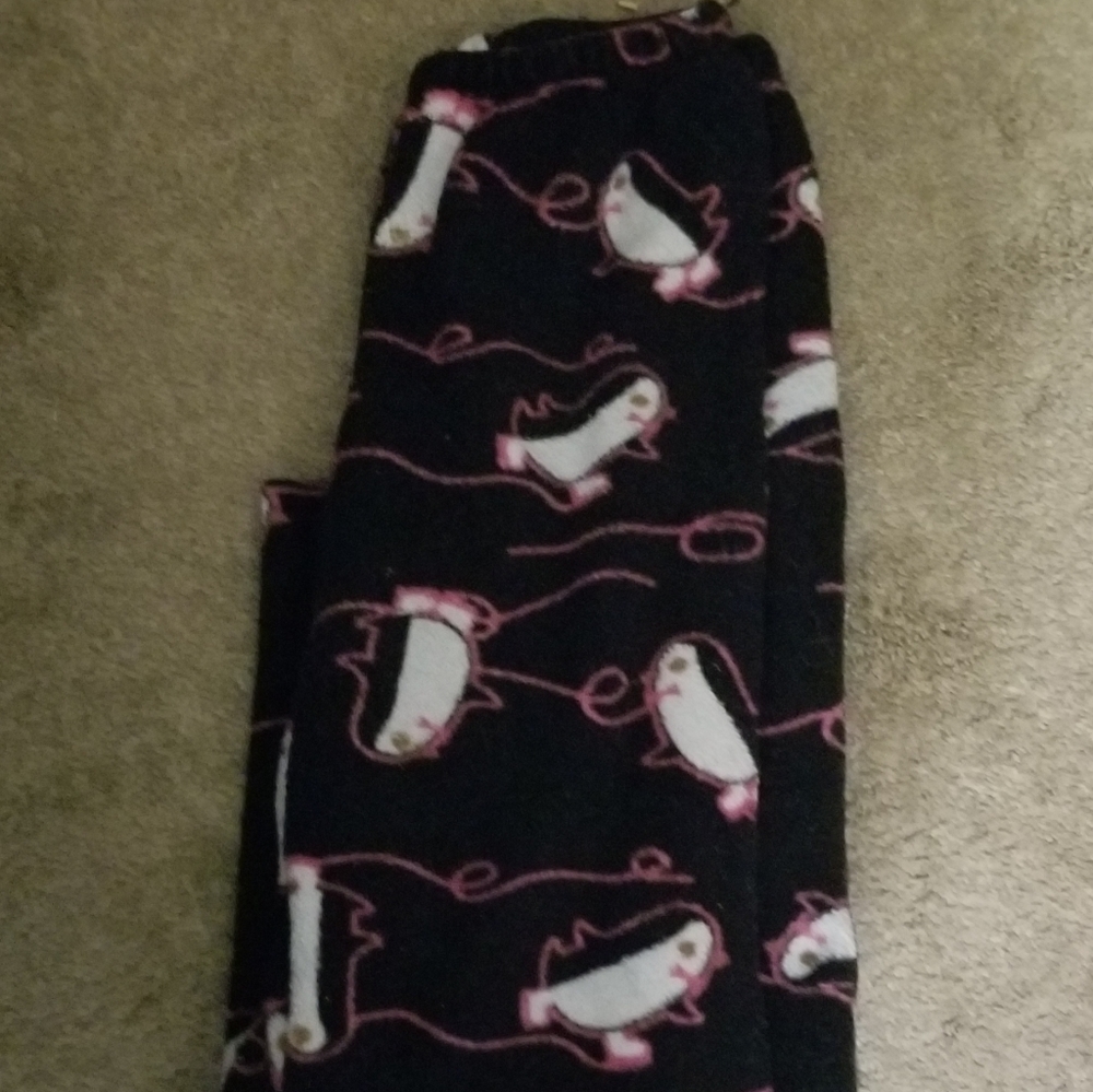 3/$20Ladies free play fleece  penguin pajama pants